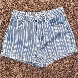 PacSun mom short